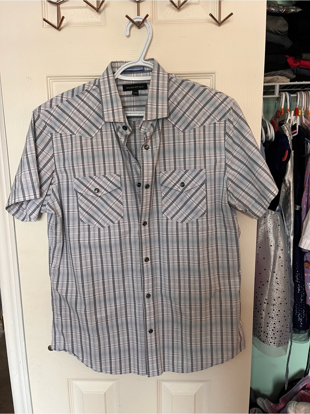 Men’s M Banana Republic Short-Sleeve Plaid Button-Down Shirt